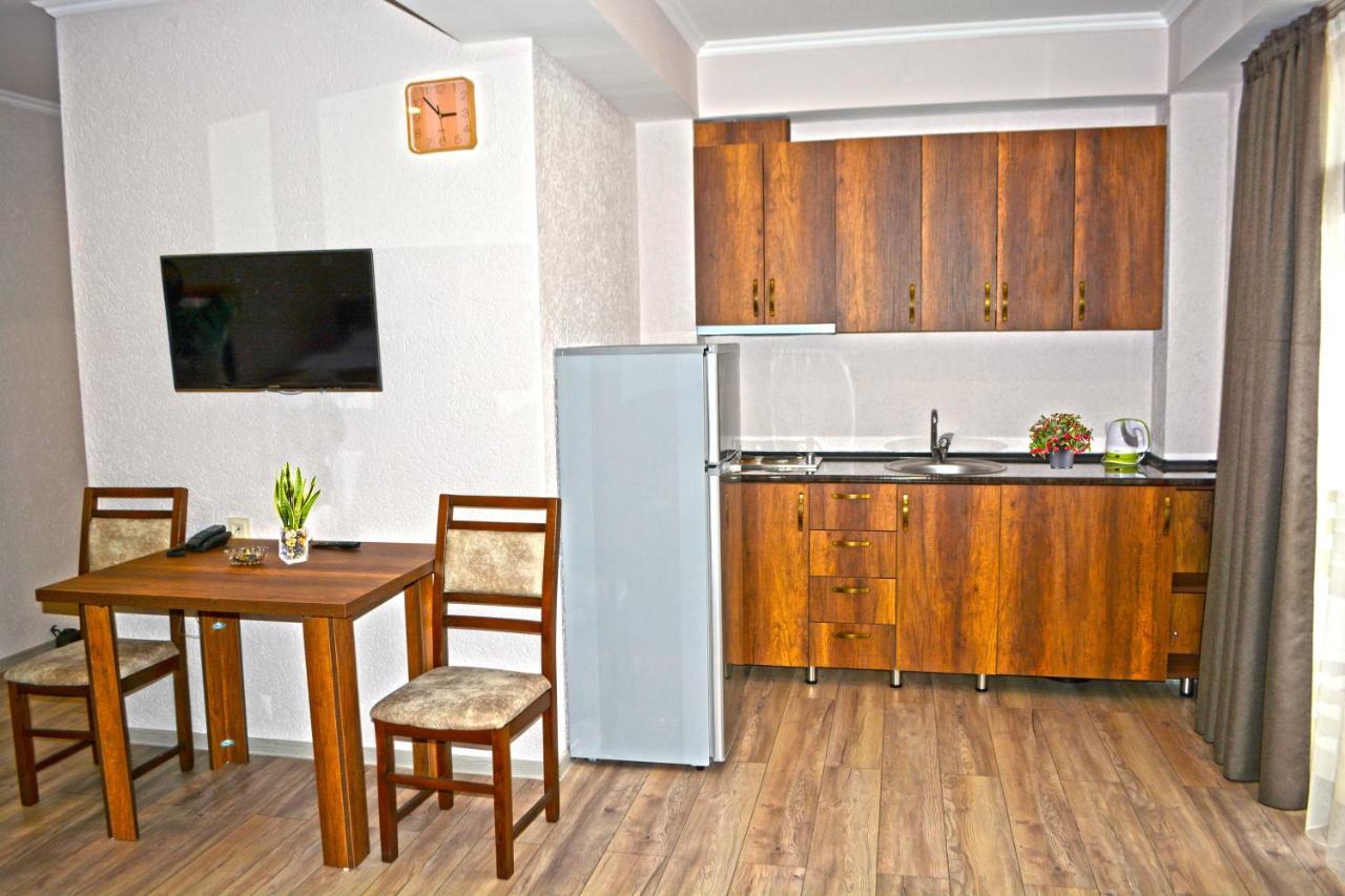 G&G Hotel Tbilisi Exterior photo