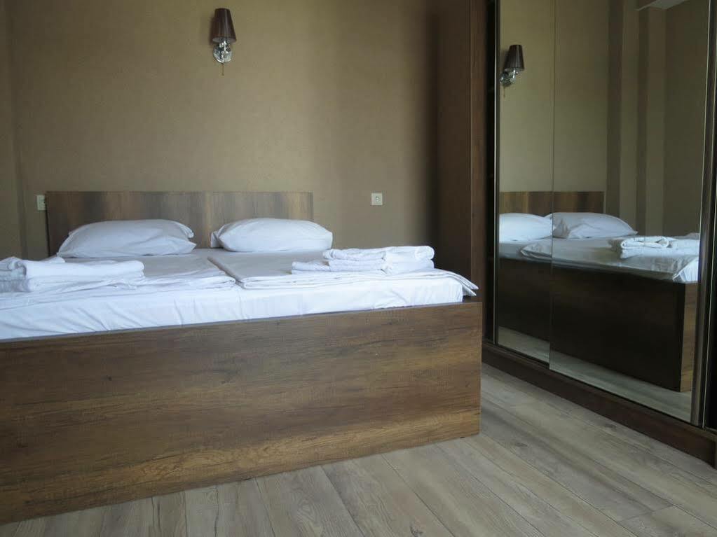 G&G Hotel Tbilisi Exterior photo